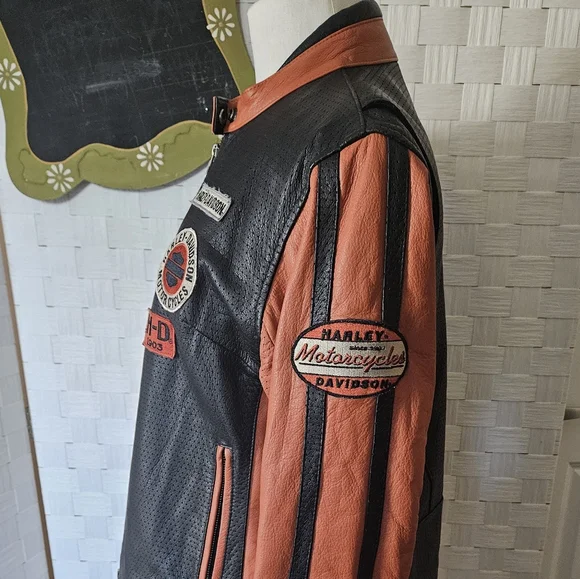 Harley Davidson racing style leather jacket size large Womens - Picture 2 of 7